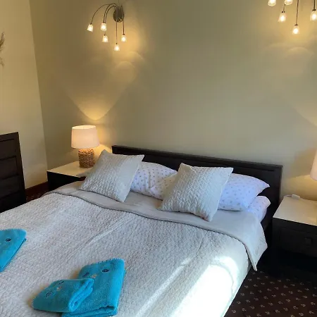 Continental 아파트